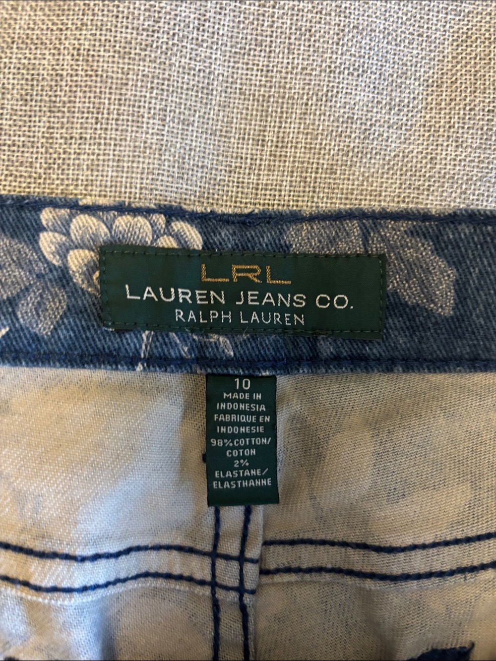 LAUREN Jeans, Women's Blue Floral Print - Classic Fit, Sz 10 - Picture 2 of 8